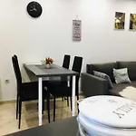아파트 Baky House *
