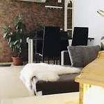 Baky House 발라톤엘