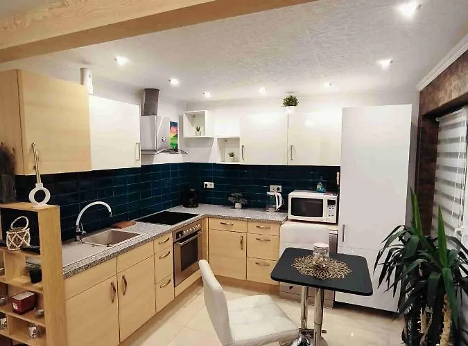 דירה Baky House בלטונללה