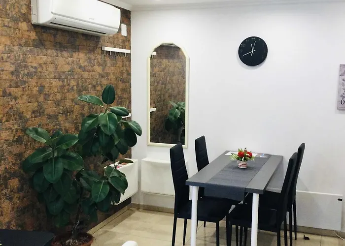 דירה Baky House בלטונללה