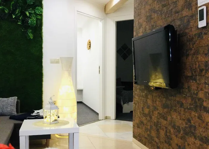 דירה Baky House בלטונללה